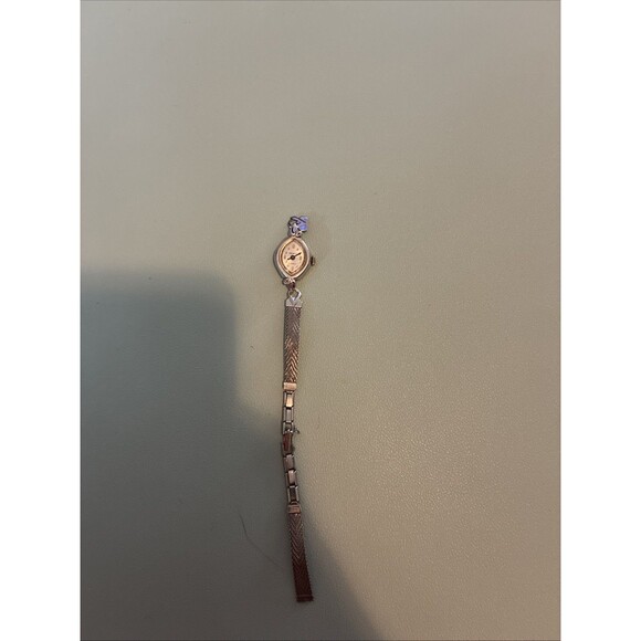 Vintage Helbros Watch Women Manual Wind Wrist Watch For Parts Or Repair - Picture 1 of 3